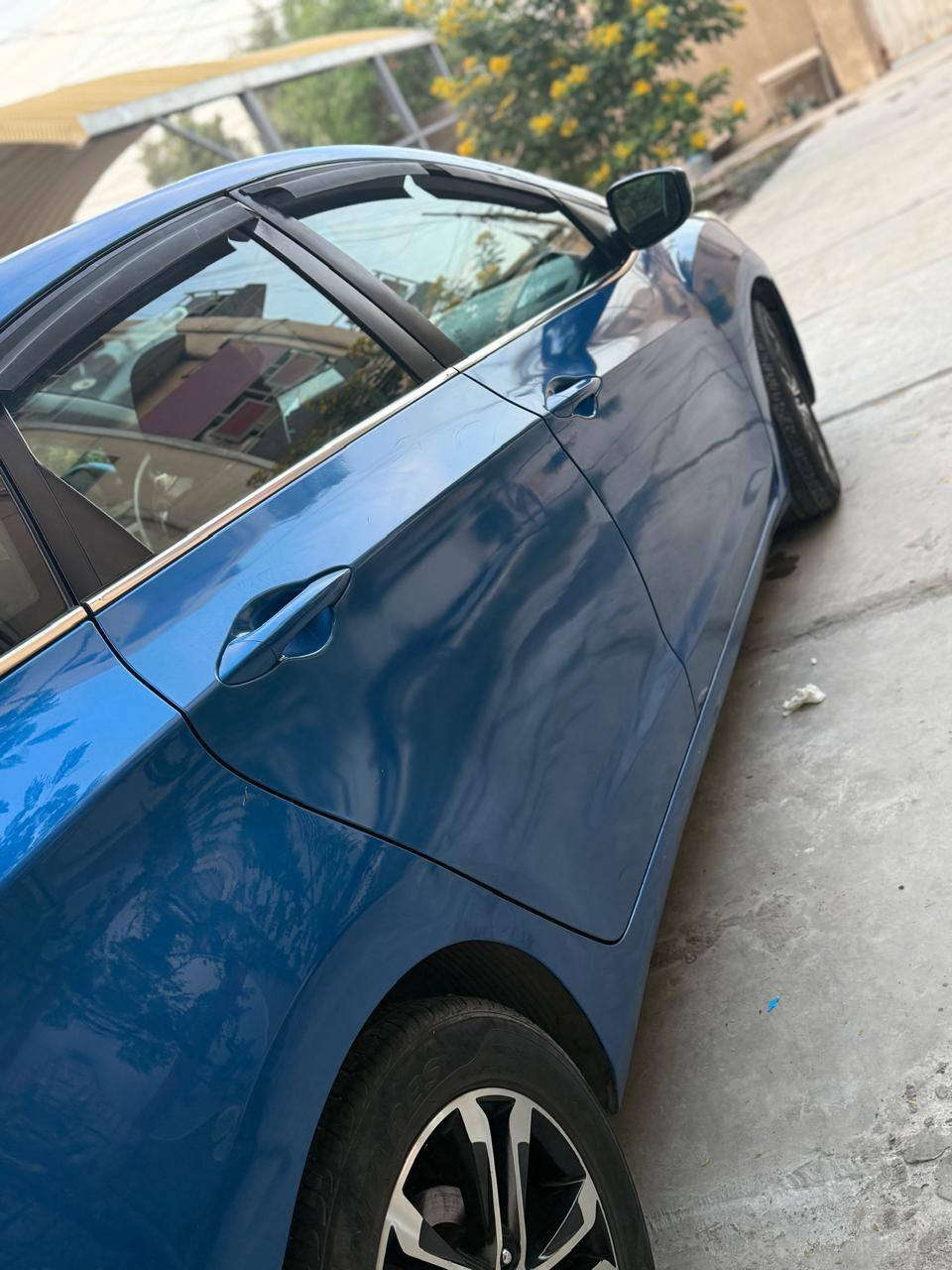 السلام عليكم
من رخصة الادمن.. النترا موديل ٢٠١٧ مكينه ٢٠٠٠ بيها صبغ بنيد وضربه بالصفحة معدلة بس بعد ما مصبوغ سنوية صاقطة المكان بغداد السعر ٨٧ ورقه وبيها مجال 
رقم صاحب السيارة  ***********
اني مكلف بالنشر اي معلومات ثانية ما عندي اتصل بصاحبها وتفاهم ويا.
