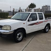 نيسان پيكاب • ٢٠١٠ • شاشة وكاميرا