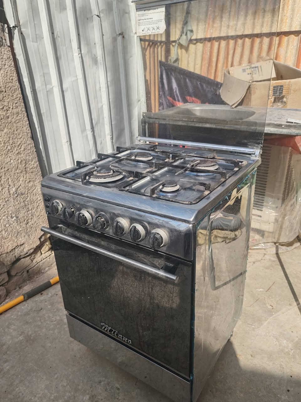 السلام عليكم طباخ ٤ عيون مع فرن  حته النايلون الازرك بعده بي نارة بريمز مكاني البنوك  مامستخدم هواي    السعر ١٣٠
الرقم *********** يتوفر واتساب
