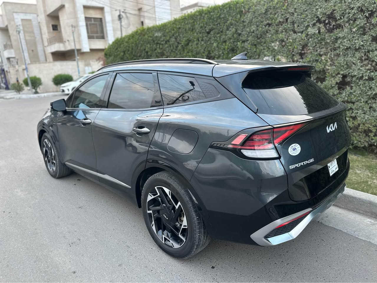 السلام عليكم
سبورتج 2024SX برستيج فول اعلئ فئة الشكل الجديد بدون رقم دخول جديد  
المواصفات : بصمة / بانوراما / 5 كامرات / تدفئة وتبريد كشنات / جنطة كهرباء / تشغيل عن بعد / شاشة ديجتال / جلد احمر/ كراسي كهرباء / كرسي خزن ميموري / تدفئة ستيرن / فور ويل / اطفاء ذاتي / شاحن وايرليس / هندبريك دكمة / حساسات امامي وخلفي / قطعتين تبريد / مود درايف / LED امامي وخلفي / بلوجكتر LED / محرك 2500 / مانع انحدار /  اوتو هولد / مانع انزلاق / رادار امامي / رادار جانبي 
مكاني بغداد الاعظميه شارع الاخطل سعر  207 بيه مجال للتواصل الاتصال *********** بغداد, العراق
