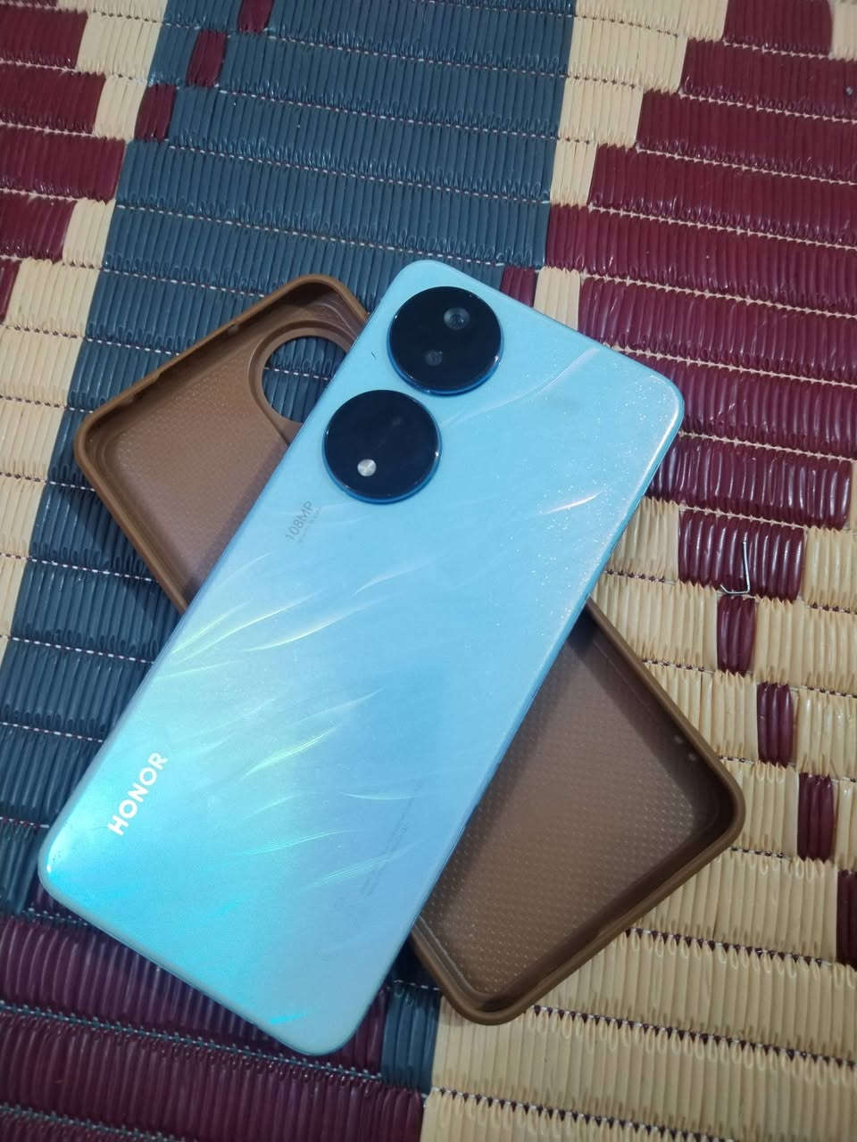 السلام عليكم هونر اكس 7 بي ذاكره 256 بطاريه 6000 جهاز معروف السعر 125 مكان بغداد رقم ***********
