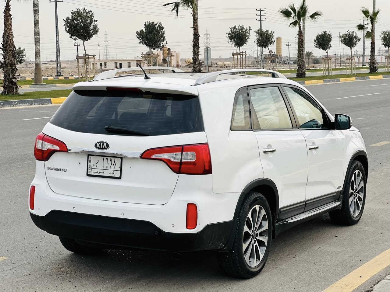 السلام عليكم.  للبيع.     سورنتو. 2014.
رقم بغداد.   مميز. مشروع وطني.  تحويل مباشر 

كويتيه.    فول مواصفات.   1/1.    

محرك.  V6.    معروفه مواصفات الكويتي 

جاهزه  وجديده.  بمعنى الكلمه. 

بيه تبديل قطعتين.     وصبغ قطعه فقط !!

مكفوله من ضربه دواخل.   شرط الفحص.  

السعر.  155 . $ وبيه مجال للطيبين 

مكاني.  الفلوجه الكرمه.

رقم الهاتف. ***********
