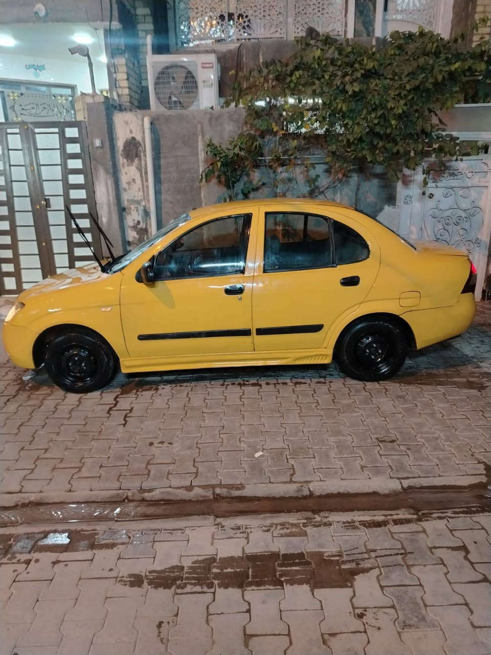 طيبة موديل ١٥ سياره جديده  مكمله مدفوعه غرامات وهييه بيع سريع حداديه نص عمر سياره جاهزه بس بيهه جكجكه بلبطاله  بيعع سريع السعر ٣٠ بيهه مجال غير متواحد ع فيس
***********
