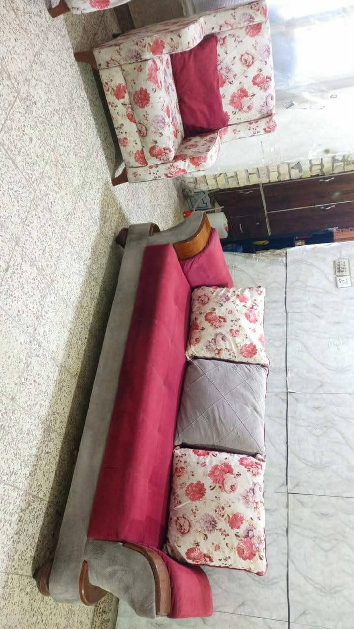 تخم ٨ مقاعد ويصير 10 قنفات طويله. تزكام بلوك اسود خالي من اي ضررر نضيف جدا.. سعره ٣٢٥ مجال قليل العنوان واسط يوجد توصيل


**إذا كنت صاحب هذا الإعلان وتريد حذفه لأي سبب، رجاءا أرسل رسالة إلى الدعم الفني**