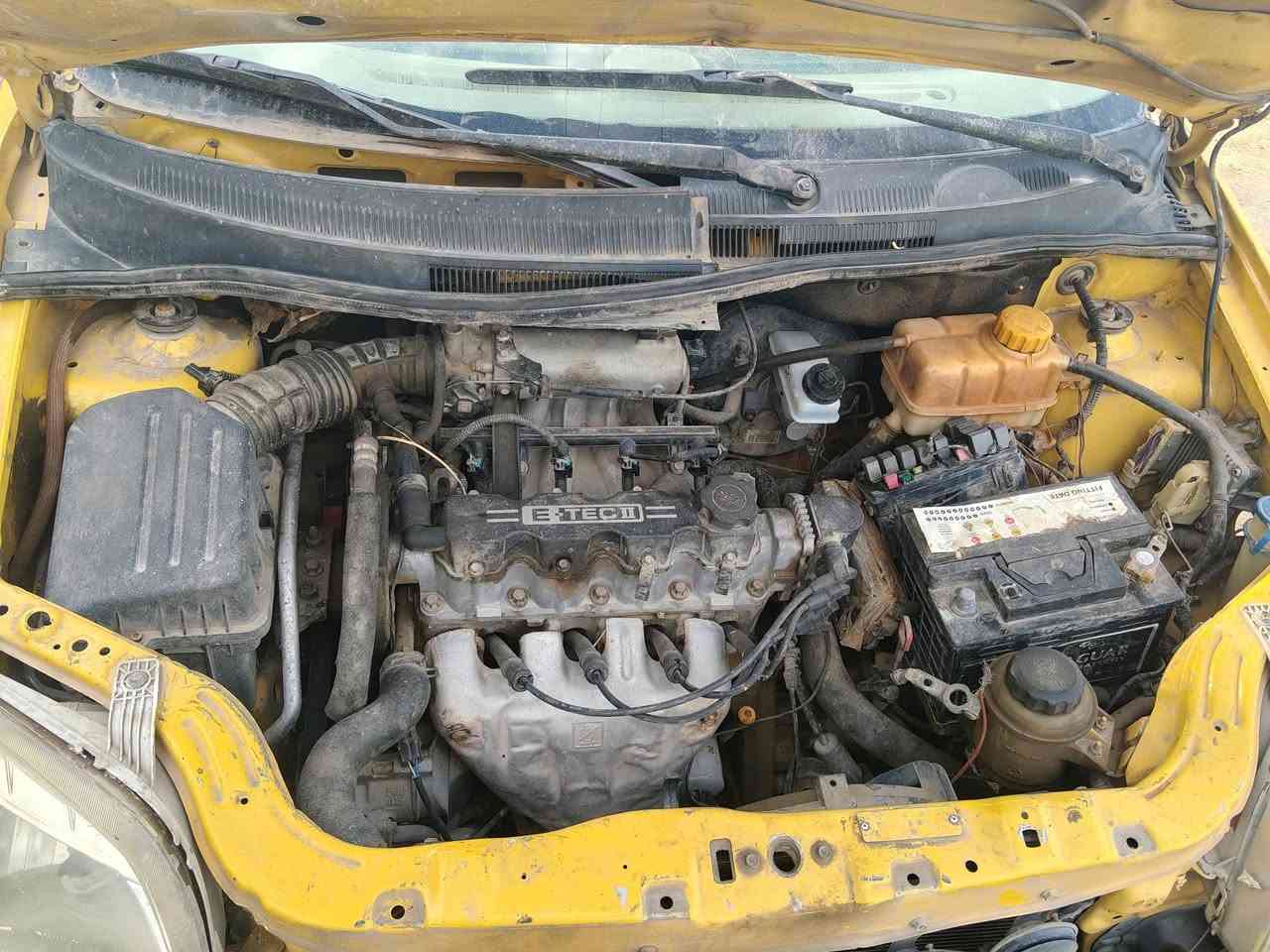 سلام عليكم اخوان سياره افيو 2012
غركانه أو أدوات ابيع على هاي الحطه مستعجل عليه 
***********
