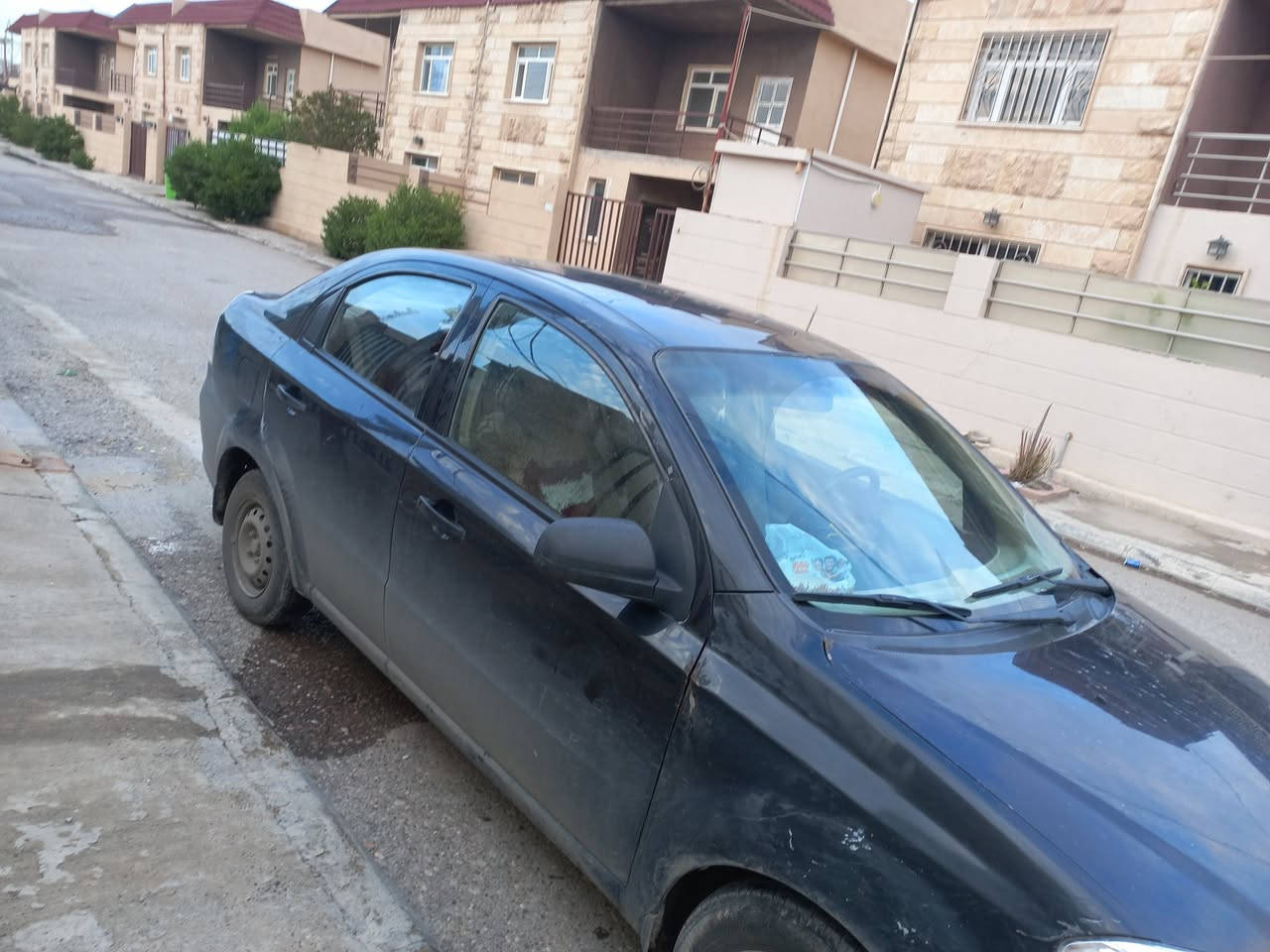 أفيو ٢٠١١ هزه وسنويه جدد باسمي السعر ٦٥ وبيه مجال *********** تكريت
