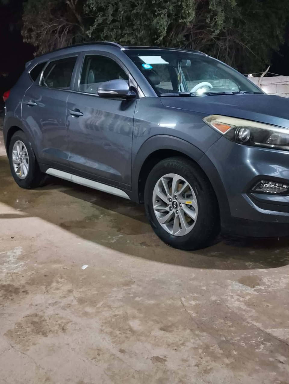 السلام عليكم توكسان 2017 فول مواصفات رقم بغداد دولي تم تاير صدر شاشه كامره جنطه كهرباء بصمه أبواب بصمه تشغيل رادار سعر 160 *********** و***********
