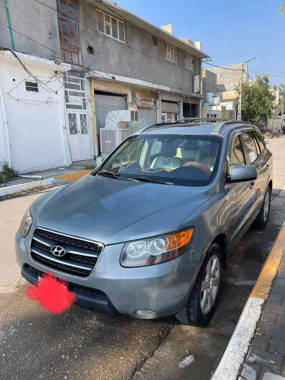 سنتافيه موديل 2007 وارد أمريكي لمتدد واحد على واحد عدى البصمه 
تحكم ستيرن جهتين 
مثبت سرعه
مسجل شاشه 
كامره خلفيه
تخم تاير جديد
سلايد روف تنته 
سعره 117 $$
وبيه مجال للاستفسار ***********
