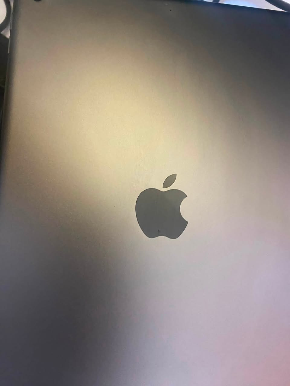 السلام عليكم 
ايباد ٩ ipad the 9 gen  
ذاكرة ٦٤ جيجابايت
سبب البيع اريد اشتري لابتوب موكلش يخدمني صراحة
للامانة الجهاز مفتوح مبدل بيه مدخل الشاحن 
سعره ٢٧٥ الف دينار عراقي
عنواني بابل ولكن  يوجد توصيل لكل المحافظات 
واتساب.  ***********

