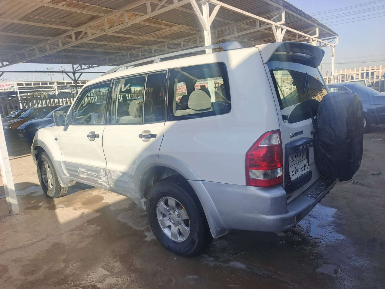 السلام عليكم سياره للبيع او مراوس باجيرو موديل 2001
السيارة مكينة وكير بلاد وحدادية وتخم تاير وكهربائيات مكفول ومشروط ع البلاد جاهزة من كل شي مكفولة من الضربة والتبديل والصبغ بلادية السيارة عدا الحجل مصبوغ فقط رقم دهوك مداور ثاني يوم مصفرة غرامات السيارة 7راكب للاستفسار ***********
