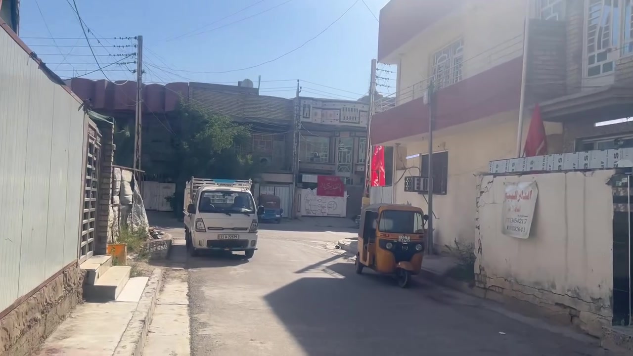 دار للبيع مساحة البيت 75 واجهة البيت 10 والنزال 7.5في منطقه امً نجم قرب ساحات توري موقعه البيت بصف الركن 
البيت يحتوييي عل صاله وثلاث غرم نووم ومطبخ وصحيات في الطابقين 
الاستفسار //***********
***********
