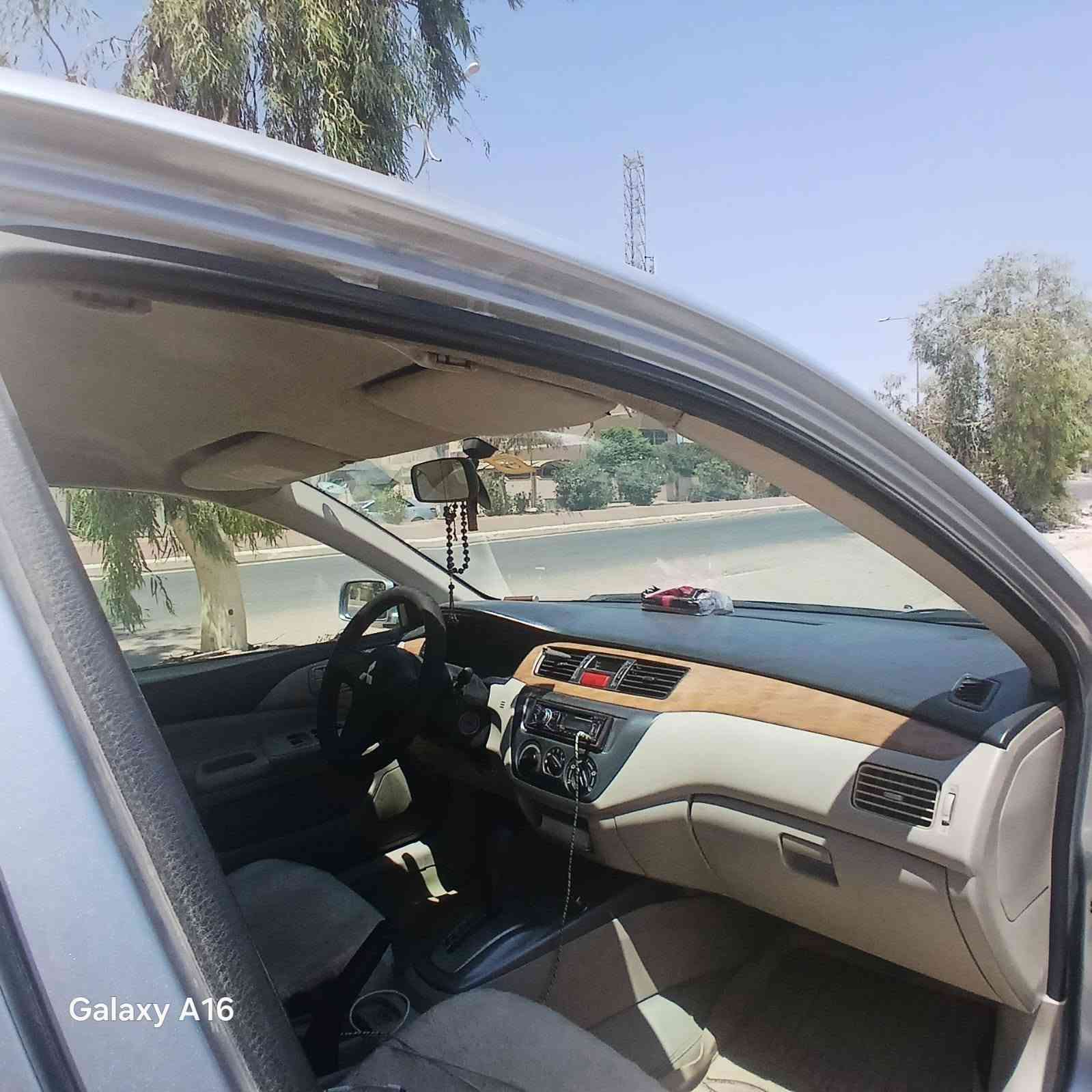 🚗 Mitsubishi Lancer (بەلقیس)

✨ مۆدێل: 2008
🎨 ڕەنگ: زیوی (Silver)
🚘 جۆر: Sedan (٤ دەرگا)

🔹 سەنەوی تازە
🔹 گێڕ و مەکینە بە شەرت
🔹 تەبرید
🔹 لێدراوی نییە
🔹 حزامی ٥ پارچە لەسەر ساغی
🔹 سیستمی غازی ئیتاڵی

✅ مەکینەی بەهێز و ئابووری
✅ سووتەمەنی کەم دەخوات
✅ پارچەی یەدەکی بەردەست و نرخەکانی گونجاون
✅ گونجاو بۆ بەکارهێنانی ڕۆژانە، خێزان، تاکسی یان کار

💰 نرخ: 70 گەڵا

📍 شوێن: کەرکوک

📞 بۆ زانیاری زیاتر و کڕین، پەیوەندی بکەن:
***********

MD كركوك, العراق
