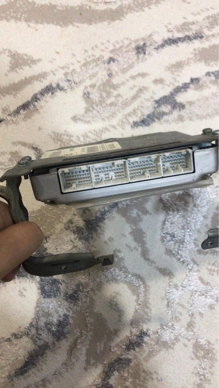 سلام عليكم 
عقل سيارة كورلا نحلة 2008 گير توماتيك للبيع 
الي يريد استفسار يخابر على الرقم واتس اب او اتصال  
***********
مكدر اجاوب تعاليق تعذرونا
