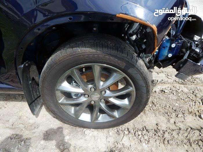 السلام عليكم
دورنكو 2014  ازرق سته سلندر سبعه راكب ضربتها بسيطه بدون دواخل بنيد وجاملغ البند مصبوغ والجاملغ الأمامي الايمن مصبوغ والجامع الأمامي الأيسر بي بارد فقط  مواصفات الجي تي غنيه عن التعريف شاشه جبيره شفتات خلفيه دبل كزوز نظام ترحيب تشغيل عن بعد تدفئه في الكشنات والاستيرن تبريد ما شاء الله السياره مكينه كير خير من الله ماشيه 146 الف كيلو مو ميل السياره مال بيت رقم بصره بأسمي السنويه نهاية سنه 2027 منظومه البانزين جديده عبوه وبلكات ونوزلات وراديتر كله جديد تخم تاير الصيني وكل التفاصيل مذكوره 
السعر 215 
مكاني ابي الخصيب حمدان 
الرقم ***********
