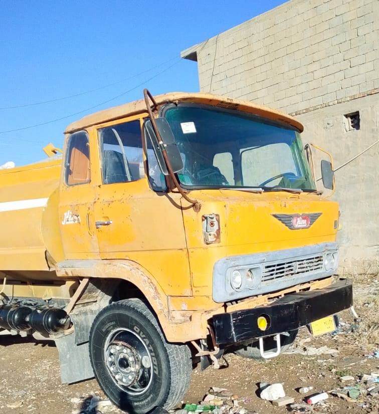 سلام وعليكم هينو للبيع مديل 82 رقم بغداد هاتف ***********.
