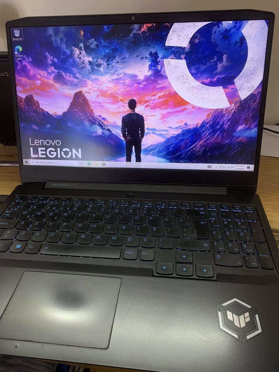 السلام عليكم ورحمه الله
لابتوب الكيمنك من لينوفو فئه ideaPad Gaming 3 
لابتوب نضافه حلوه بدون عطل او خلل مضمون
ياتي بالعتاد الاتي
شاشه حجم 15.6 انش بمعدل تحديث 144فريم الوان خامه Led الوان نقيه
معالج ممتاز من انتل
Core i7-10750H -5.1GHZ BOOSTED 16cpu
من الجيل العاشر فئه H للاداء الثقيل
كرت الشاشه المنفصل احترافي من
Nvidia GTX 1650Ti -4GB FULL PERFORMANCE 
نسخه الTi لتقديم افضل اداء 
رامات سعه 16GB نوع DDR4
دبل هارد الاول 255ssd بالاضافه الى 1000GB HDD 
كيبورد ضوئي وبطاريه تستمر ساعتان عمل 
صوّت ستيريو محيطي
اكيد اللابتوب احترافي بكافه الكيمنك الحديث او برامج الهندسه و المونتاج 
السعر ٥٨٥ الف فقط
بغداد الشرطه الخامسه ويوجد توصيل
🚚 
تواصل***********
