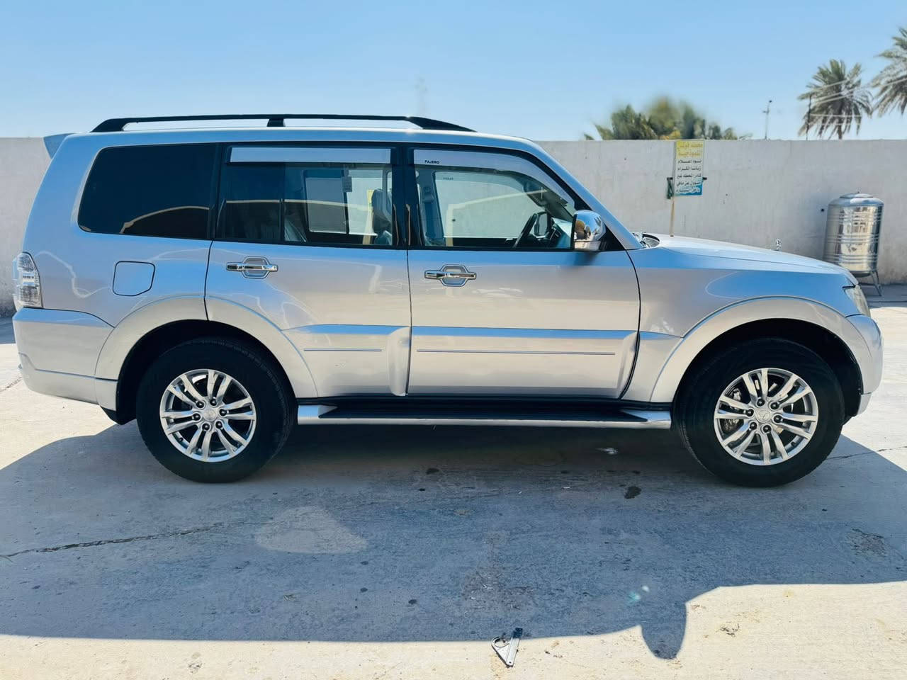 باجيرو حبتوور موديل 2012 خليجية مكفولة كفالة عامة فووول مواصفات رقم بغداد تحويل مباشر 
مكينة 3800  6 سلندر 7  راكب ٣قطع تبريد فور ويل 4x4  داخل صاج ملكي  اشاير بلمري مري شفط ويل سلايت روف دمام خلفي لكشن  جلد كهربائي ويل 20  لون بحري 
شاشة كاميرات حساسات خلفيه تحكم ستيرن
وبيهة مواصفات هوااي  مكينة وكير خير من اللّٰه صدر امامي وخلفي جدد تبريد ثلج تخم تايرات جدد سياره جاهزه من كل شي اي نقص مابيهة
سعر  139 بلااش بيع مستعجل  مكان سياره بابل الهاشميه 
***********
