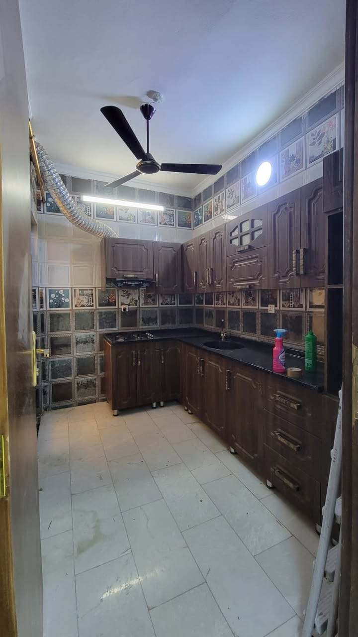 #للايجار__________في__________السيدية
بيت مساحتة ١٠٠ متر نظيف جدا

يسلم فارغ من كل الأثاث في مربع جدا هادئ

يحتوي الدار على ٤ غرف نوم صالة مطبخ خدمات عدد ٢

للاستفسار آكثر الأتصال على الرقم 

***********

او زيارة المكتب الكائن في منطقة السيدية 

شارع جامع الأقصى مقابل لحوم جويلي 

مكتب المصطفى للوساطة العقارية
