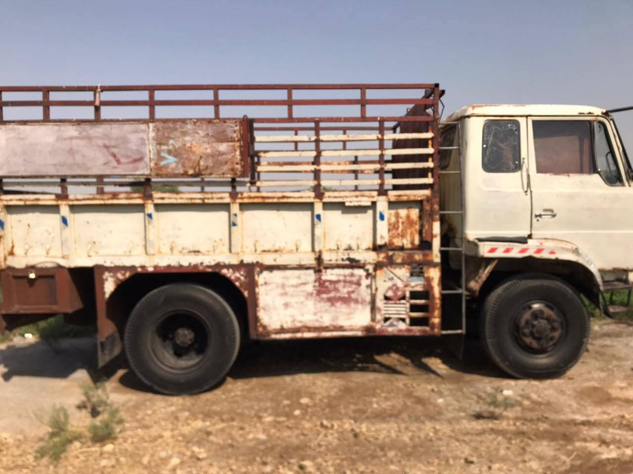 السلام عليكم
هينو جيش الشعبي موديل 1986 الاستفسار 
***********
***********
