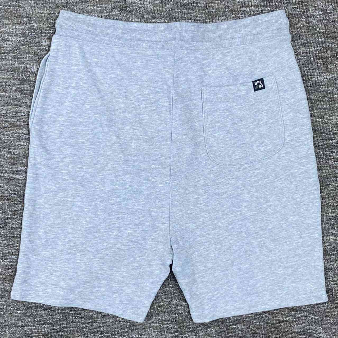 اوربي غير مستخدم ماركة سبلاش 

قطني قياس M

نظافة 💯 

السعر 15 الف


**إذا كنت صاحب هذا الإعلان وتريد حذفه لأي سبب، رجاءا أرسل رسالة إلى الدعم الفني**