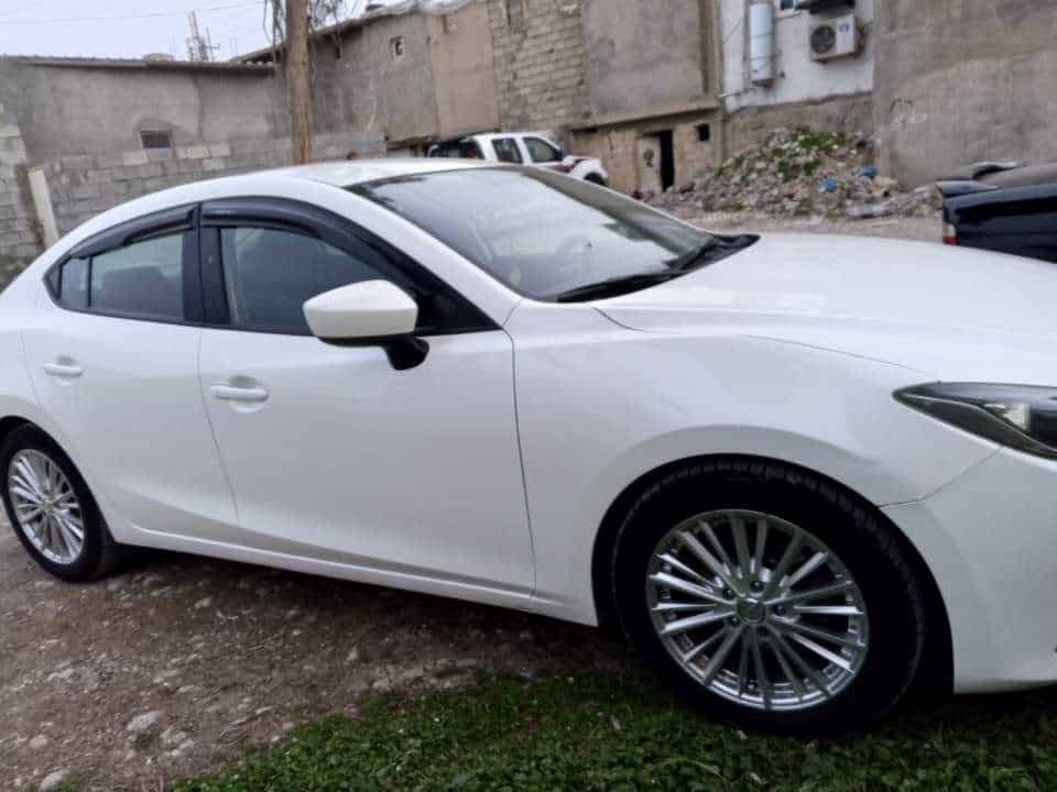 سەرەتابەناوی خوای گەورەومیهرەبان مازدای زومی3بۆفۆشتن خلیجی سێ پارچەی لای سایەق بۆیاخە بێ ناوگرتن مەکینەی 16مواسەفات بەسمەوجام کارەبا سوکان فۆلیۆم گێڕومەینەی نەکراوەتەوە سەنەوی وڕەقەمی تازەیە تا2029تەحویل وبراوەوغەرامە بەشەرت تێبینی سەیارەکە هی خۆمە هی ماعرەزنیە سعری105مەجالێکی برایانەشوێن سلێمانی***********
