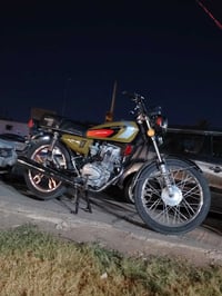 شباب اريد قفاز كون ما متعوبة بسعر مناسب وعندي نامة 25 نضيفة ما ماشيه ه...