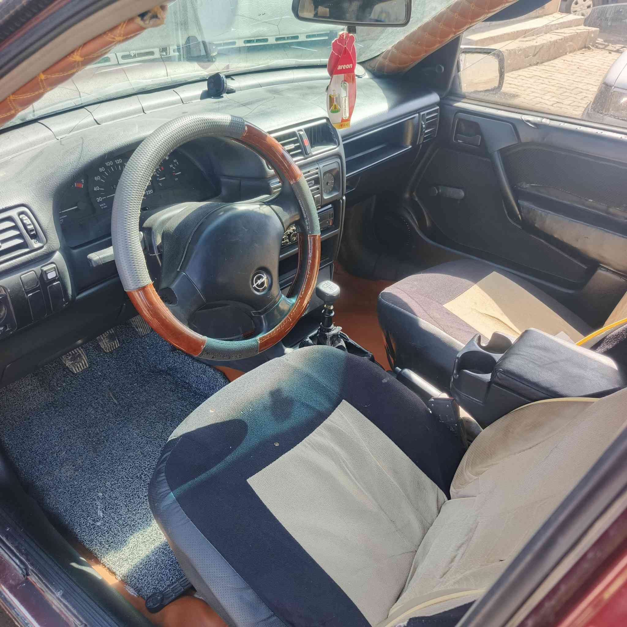 السلام وعليكم اوبل فكتره حجم ١٦قايش عريض باور استيرن كير محرك شرط تخم تاير صدر بطاريه جديد بيها اهلالين فقط قطرت صبغ مابيها السياره ابلادي مشروع وطني السعر ٤٢وبي مجال العنوان كركوك ناحيه يايجي ***********
