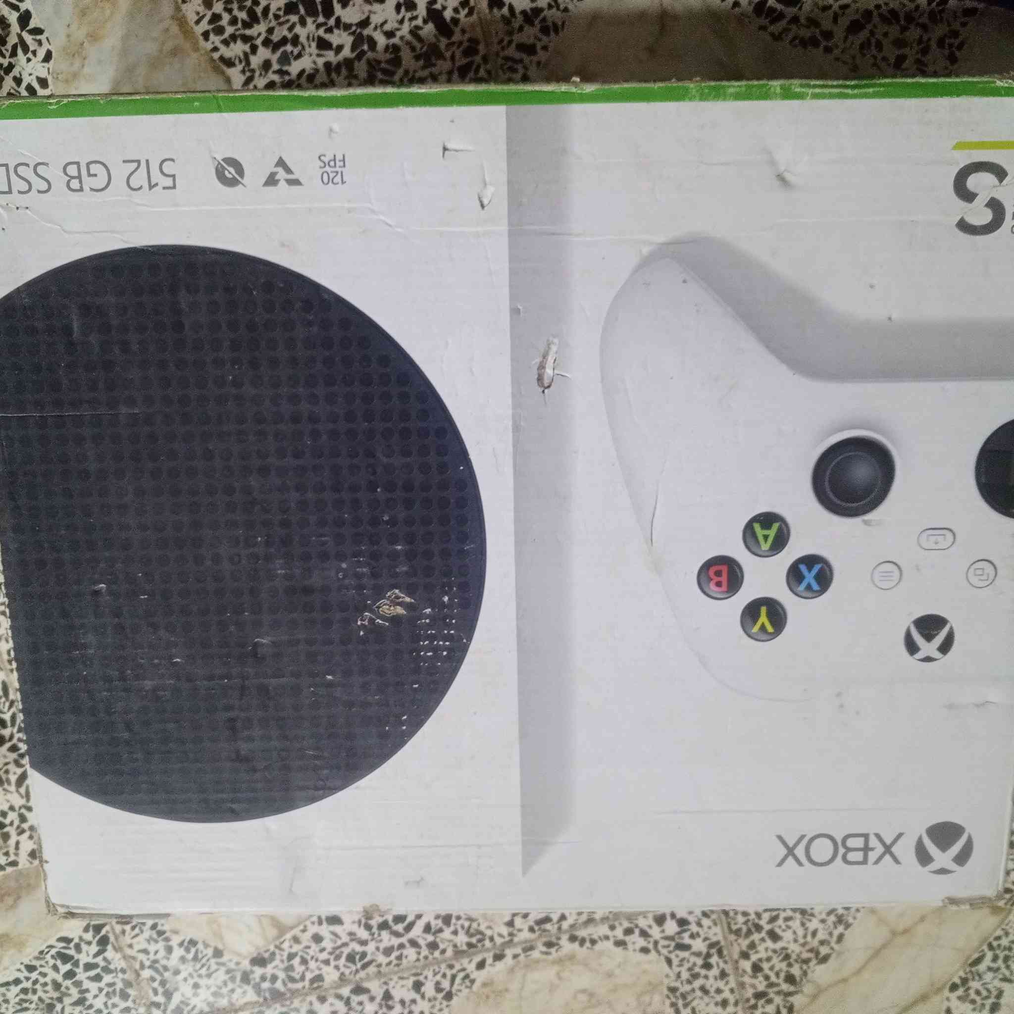 السلام عليكم
Xbox series s 
512GB
1جويستك 
بيه لعبة ريد ديد ريدمبشن 2
ناروتوا
GTA5
السعر 350
التواصل
*********** لا يوجد توصيل اذا عندك توصيل راسلني على الخاص  او خابرني على هاذا الرقم
