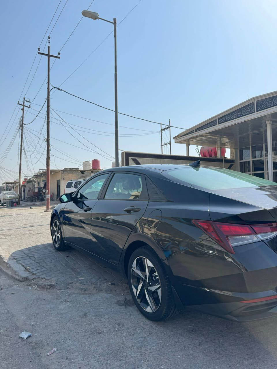 هونداي النترا 2023 حرة بدون رقم 
فول مواصفات 
1 شاشة دجتل
2 بصمة
3 رادار امامي وخلي 
4 رادرات جانبية
5 نقط عمياء 
6 قيادة ذاتية 
7 تحديد مسار
8 توقف ذاتي 
9 سايد بريك كهربائي 
10 مكينة 2000 دوش 
السيارة وارد امريكي حادث فقط جاملغ والسيارة جديد ومانقصها شي
مكان السيارة البصرة المعقل
السعر 145$
للأستفسار اكثر 

*********** البصرة, العراق
