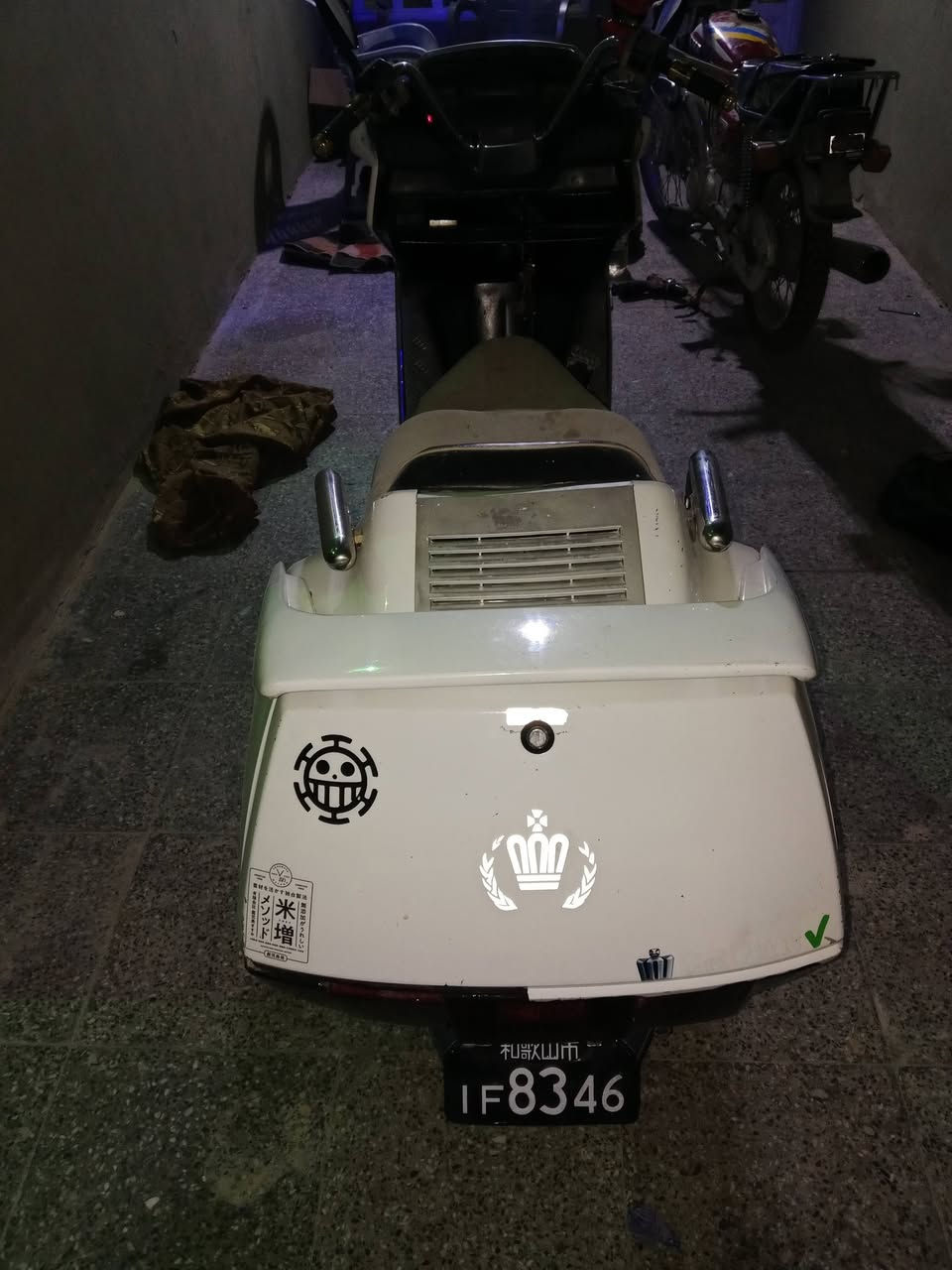 سلام عليكم دراجة فيوجن للبيع
مكينة ما مفتوحه ولا تبخير ولا تنقيص ولاصوت شرط 
جاهزة تراي وين ما يعجبك 
800 وبيه مجال 
العنوان نجف حي القادسيه 
***********
