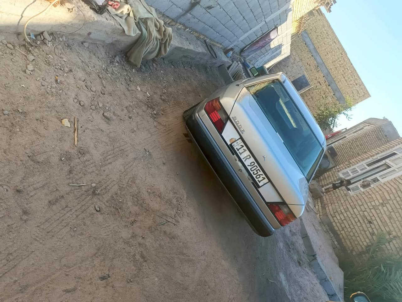 مارسدس دب
موديل 92

رقم بغداد دولي 

محرك بلادي 6

تبريد شغال 

تخم تاير 

مكفوله من الضربة 

رقم الهاتف ***********
