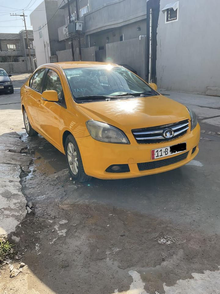 السلام عليكم كريت ويل للبيع موديل 2011رقم بغداد مشروع وطني دفتر بانزين كير ومحرك بالشرط تخم تاير جديد شاشة ايباد صدر امامي خلفي جديد سيارة بدون ضربة للاستفسار الاتصال *********** السعر 46وبيهة مجال
