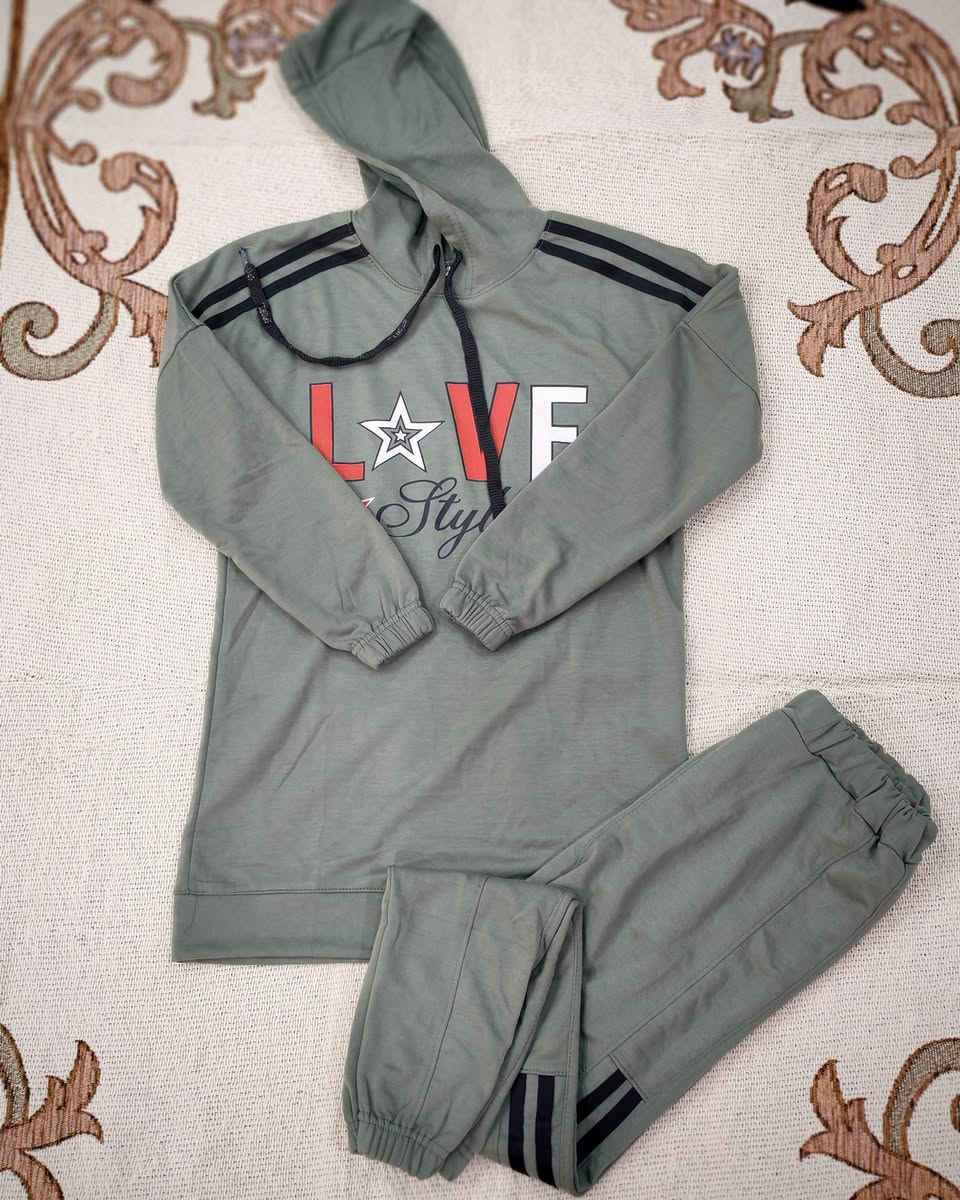 🔥تخفيضات🔥 السعر 4000 ألف 🔥
تراك رياضي بناتي خامه قطني بهاري وصيفي 
قياس من ٨ سنه لحد ١٤ سنه


**إذا كنت صاحب هذا الإعلان وتريد حذفه لأي سبب، رجاءا أرسل رسالة إلى الدعم الفني**