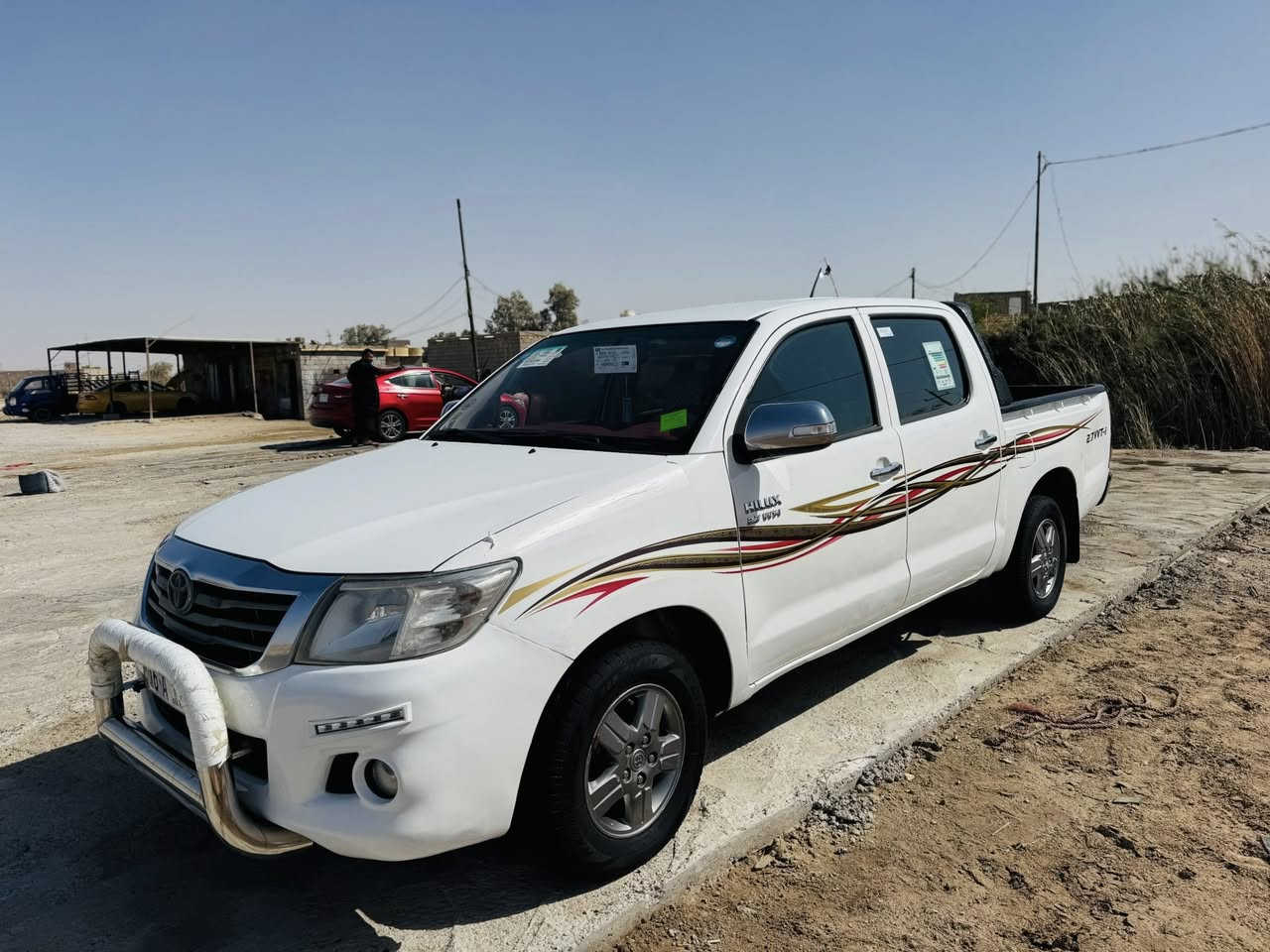 سلام عليكم ورحمة الله وبركاته لبيع سياره 2015 سياره جديده ولحلوه حداديه توني مسويه سياره مكفوله من الصبغ ول تبديل ول باقي بيه بارد شي قليل 
مكينه مفتوحه بس لا تنقيص ولا تبخير خير من الله 
رقم السياره قادسيه مدور ثاني يوم سياره ب سمي 
تبريد ❄️ ثلج 
مكان سياره الناصريه
السعر 220وبيه مجال ل شراي 
وهاذا رقمي *********** 
واني خادم
