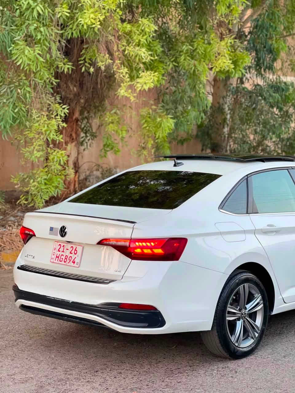 Jetta se 2024
فول مواصفات 
سيارة جاهز بدون مصرف 
ضرر سيارة ٦ قطعة صبغ بدون دواخل 
سيارة رقم كاتي ترقيم شيمالي 
مكان اربيل 
سعر ١٢٥ ورقة مجال 
رقم ساحب سيارة ***********
واتساب موجود
