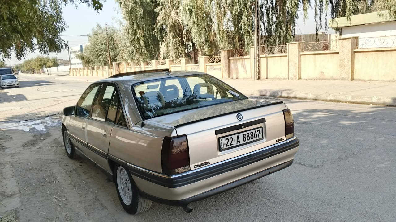 سياره اوميكه للبيع 1992
سياره كلاش نظيف مابيها اي عيب سنويه جديد رقم جديد
ورقه بنزين موجود اي نواقص ماعنده كيره محرك كله جديد بشرط مكينه بطه تاخم تايرات لايتات كله جديد طيرات نظيف ظربات مابيها كهربئيات كلاه شغال سلايت هم 2جام كهربائي   عربانه امام خالفي جديد بشرت تحويل_ عنوان كركوك _سعر 42 __***********
***********
