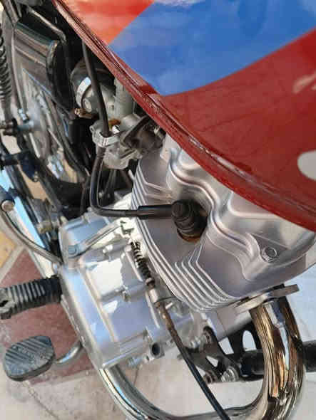 سلام عليكم
دراجه ايراني للبيع دراجه نضيفه و ما مفتوحه محرك شلامجه الدراجه تعمرت قبل  ٣ اشهر دراجه نضيفه بس السله بليه صبغ تأخذها تصبغ عله رايك السعر ٧٥٠ وبيها مجال الرقم ***********
*********** بيهن واتساب و ماسنجر شغال
