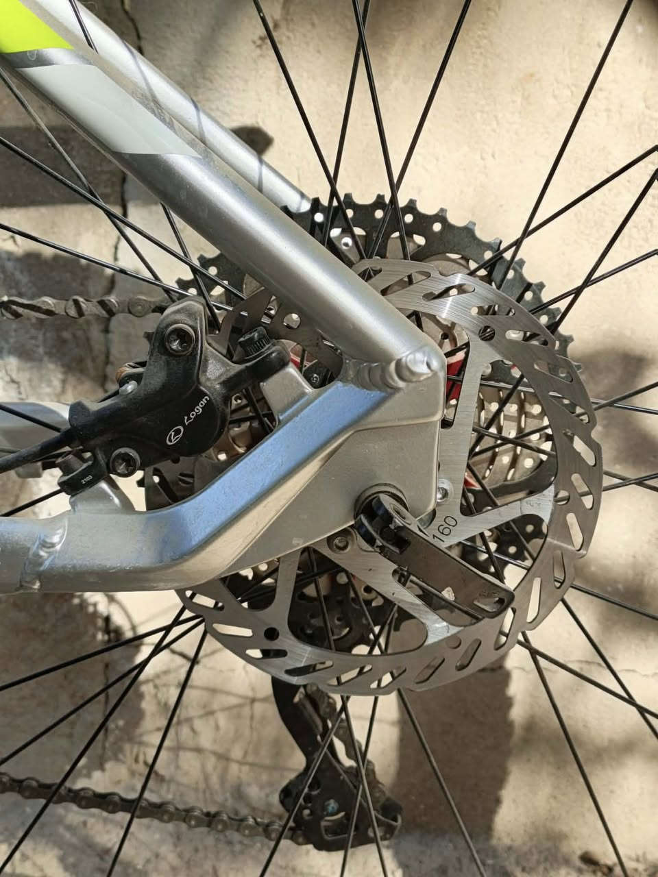 السلام عليكم
بايسكل ايتوك حجم ٢٩ لبيع مستخدم جدآ قليل سعر ٣٠٠
***********
