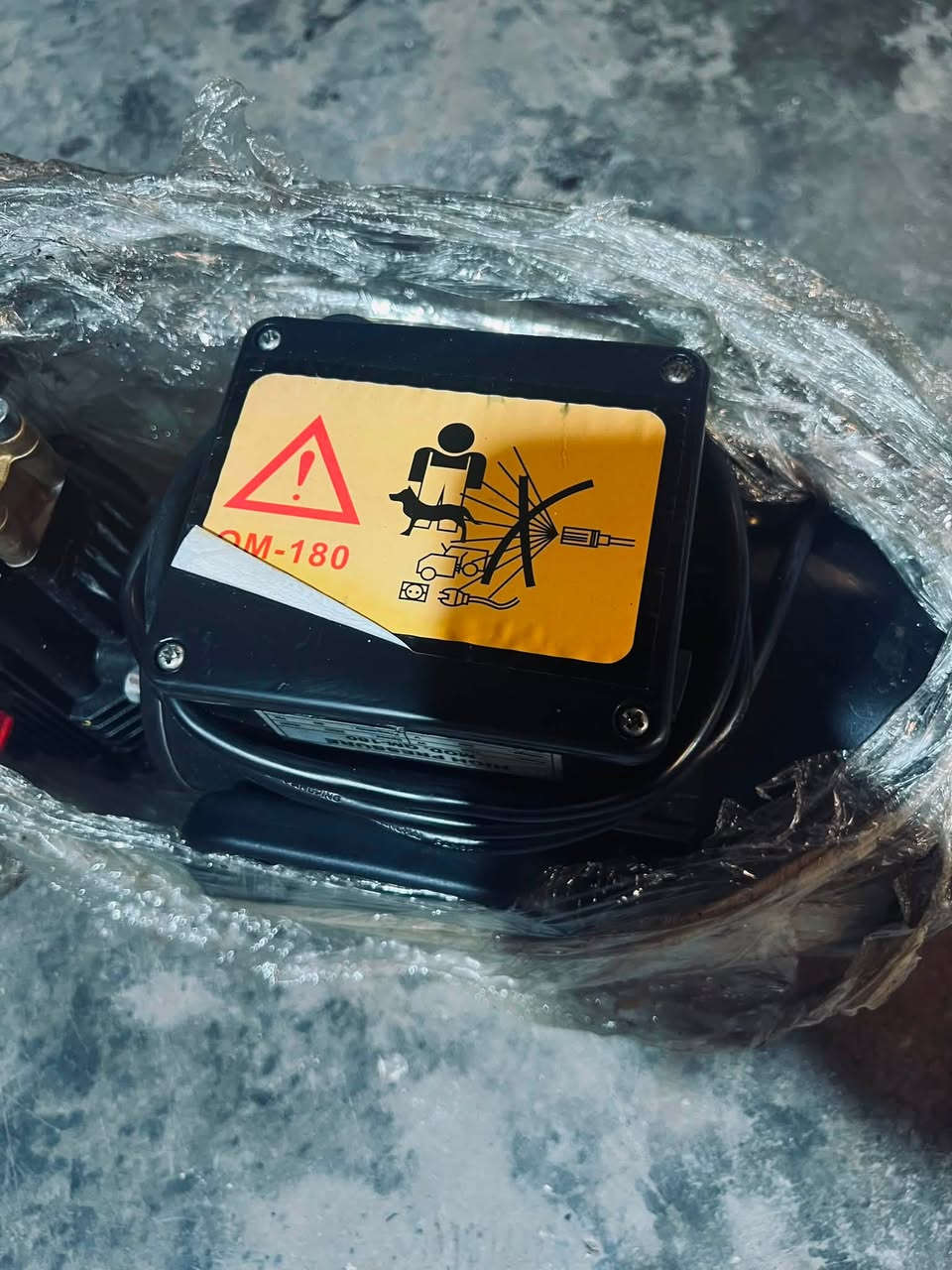 مرشات صيفيه تصلح للكوفيات والمناطق الفتوحه مع النوزلات استعمال شهر واحد فقط نظيفه جدا  للاستفسار الاتصال على ***********
