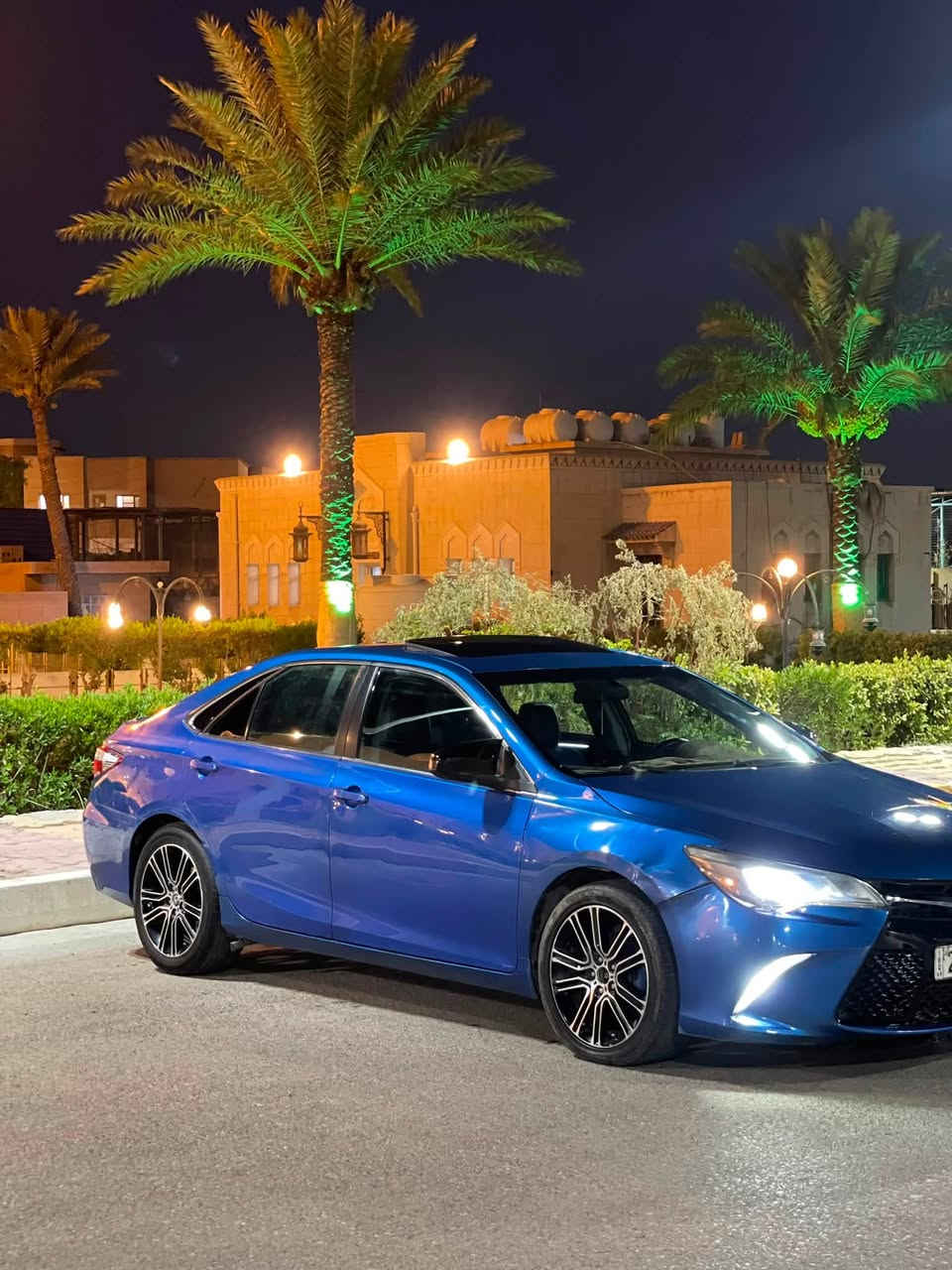 سلام عليكم للبيع وللمراوس حسب القناعه
Toyota Camry SE Plus🚀🚀
موديل 2016 
فول 1/1
مكينه2500
 شحن لاسلكي شفتات ستيرن 
كراسي كهرباء 
جلد ومخمل مطرز
ضربه جاملغ ووبنيد وبيها قطع صبغ 
فتحه سقف بصمه بصمه تشغيل 
عليها سمعات Boss سستم كامل للجنطه 
عليها زنون زرع عدسات عالي ناصي🚀
وعليها اناره ابواب ودشبول وارضيه ويدات ابواب والاكلاصات مال ابواب 18قطعه وبيها 99نمط على تليفون 
الرقم سليمانيه باسمي تحويل وكاله حاضر
مكاني بغداد اليرموك⭐️🚀
السعر 127وبي مجال للشراي
وتحياتي للجميع
***********
