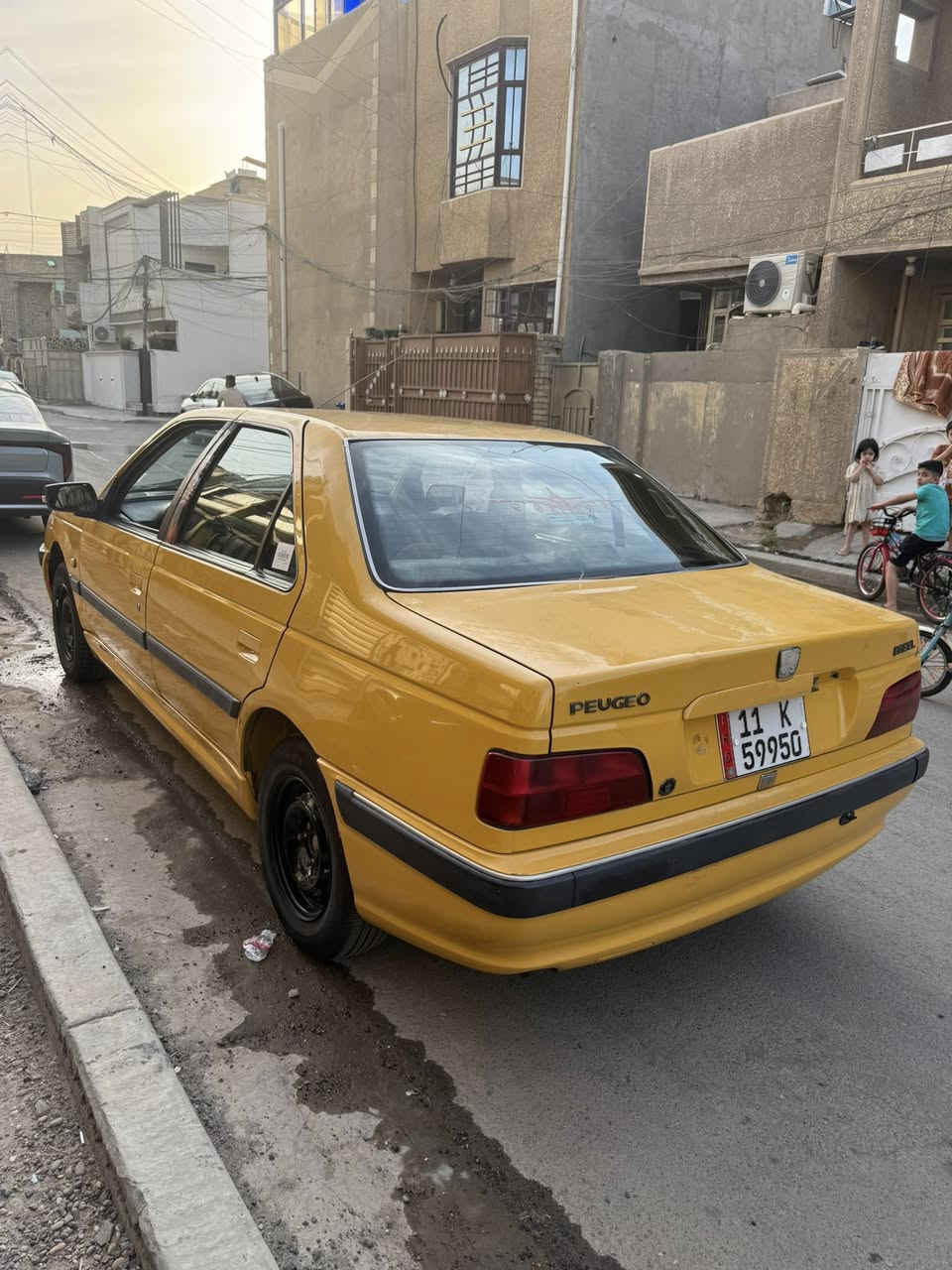بيجو بارس 2016 مكفوله بدون صبغ سياره نضيفه كير مكينه صدر كله مكفول صدر جديد ماشيه 200 رقم جديد تخم تاير جديد 
عارضها 40 مجال جداً بسيط مكاني بغداد الجديده
***********
