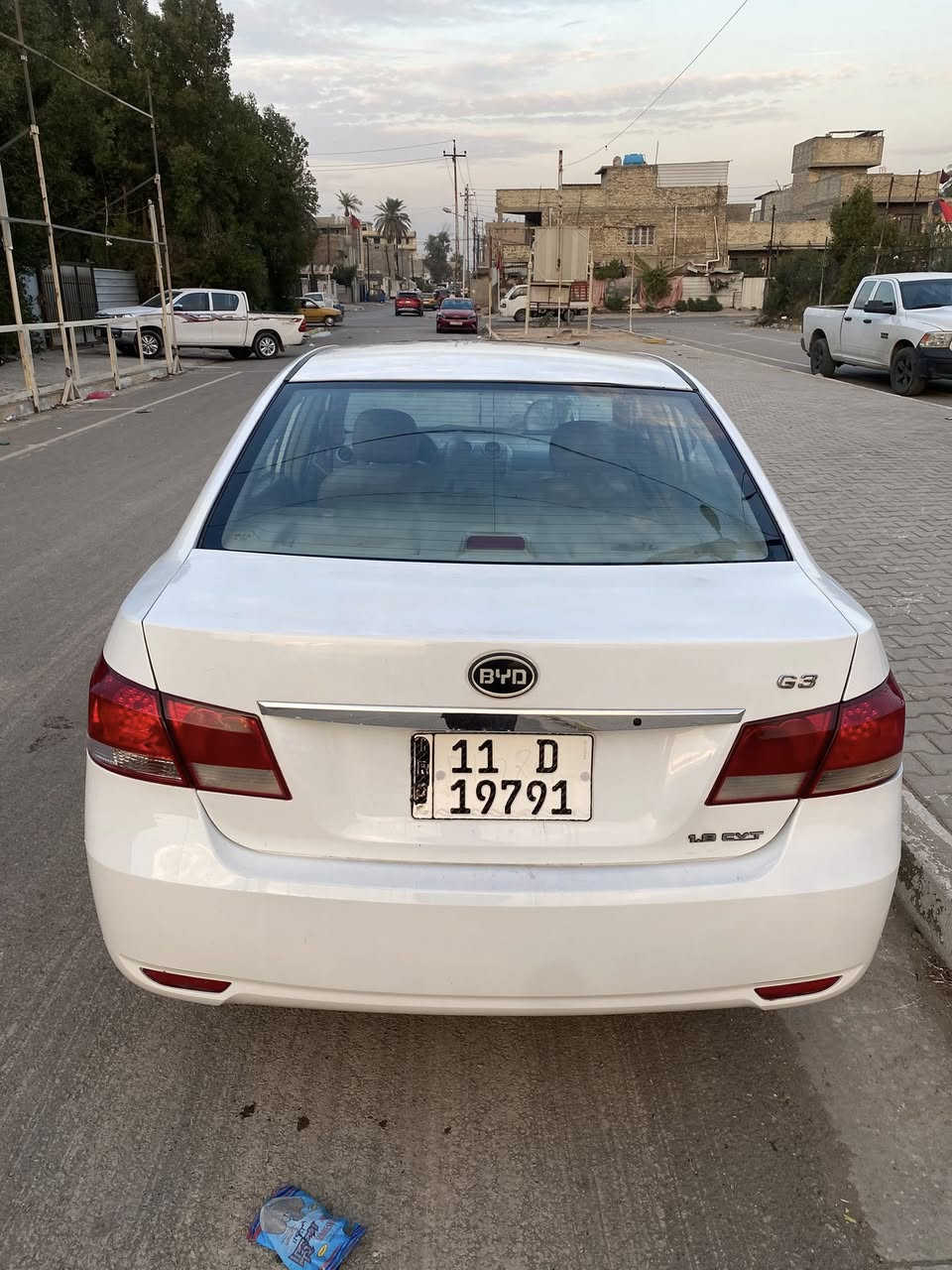 سلام عليكم بيوايدي لبيع G3 مديل 2016 رقم بغداد نكليزي هزة جديدة   سياره كامله من كلشي گير مكينه حداديه جديده تبريد ثلج  مواصفات السياره معروفه كشتات جلد شاشه كأمره والسياره احلى من صور  سنويه باسمي مشروع وطني مكان السياره بغداد سعره 62وبيها مجال  مجال للاستفسار الاتصال على رقم ***********
