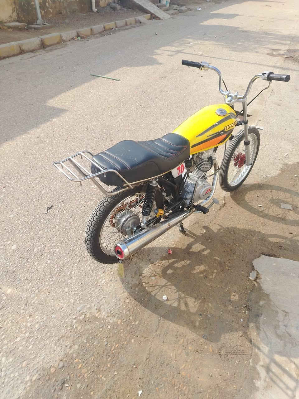 سلام عليكم دراجه نامه بدون ما مفتوحه سعر ٦٠٠
***********
