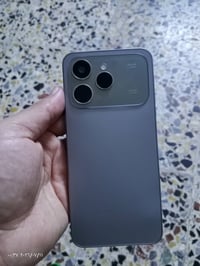 تكنو سبارك 40 • ٢٥٦ • جديد