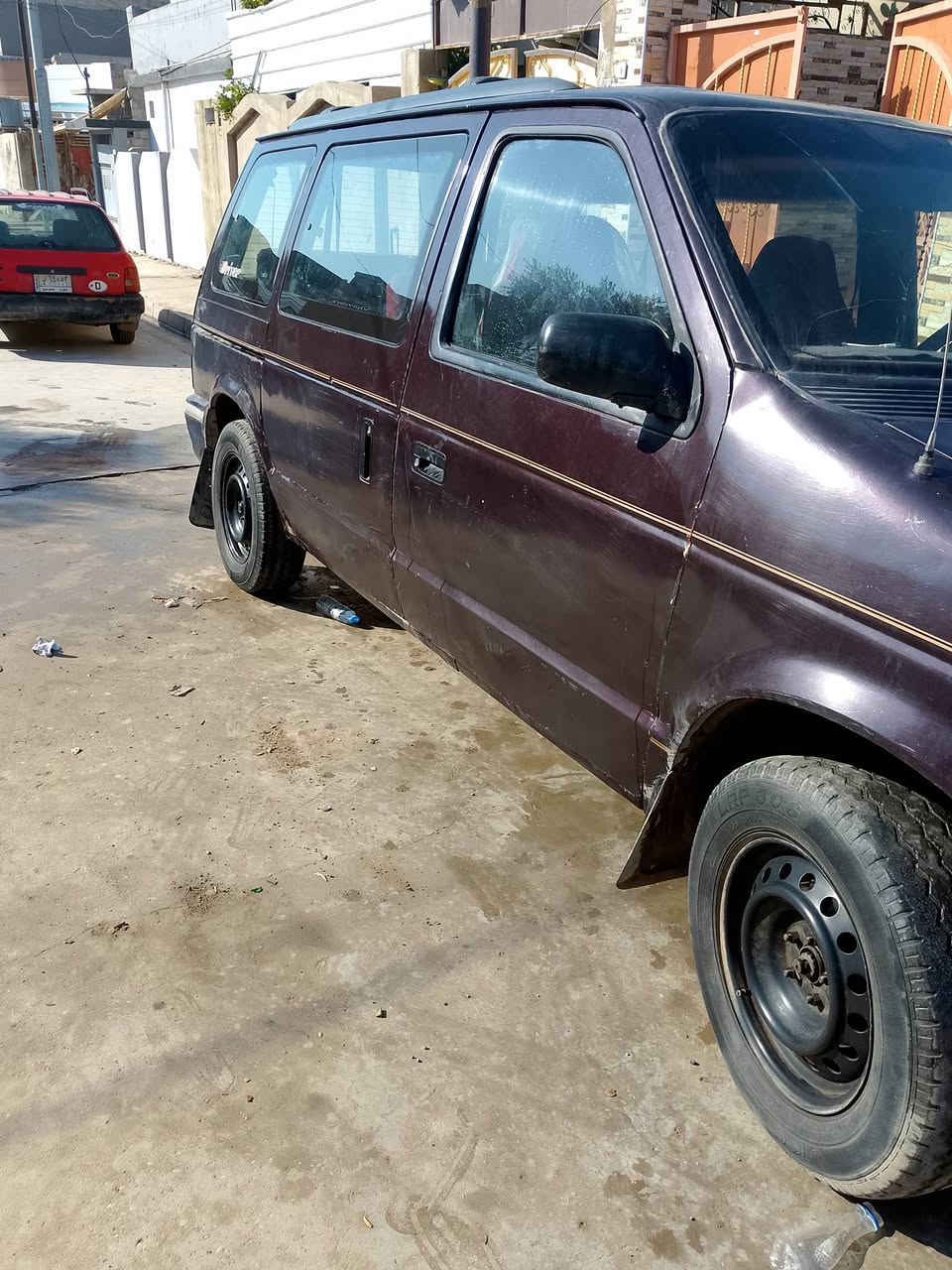 بيع سياره دوج كليزر كير محرك شرط الموقع الموصل حي الانتصار شارع 60خلف كاسر الاسعار السعر 35بيه مجال الاتصال  على رقم***********
