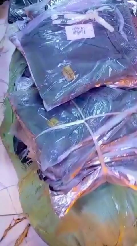 انتظرونا غدن بذن الله 
بضاعه العيد راح نفتح💥
جميع موديلات وانسب الاسعار 🤌🤌
داخل محلات


**إذا كنت صاحب هذا الإعلان وتريد حذفه لأي سبب، رجاءا أرسل رسالة إلى الدعم الفني**