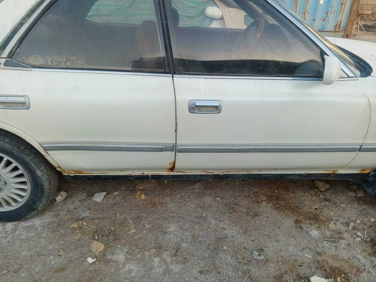 من رخصة لادمن السياره راح تسقط الي يحتاج غراض يراسلني اسعار مناسبه *********** بصره
