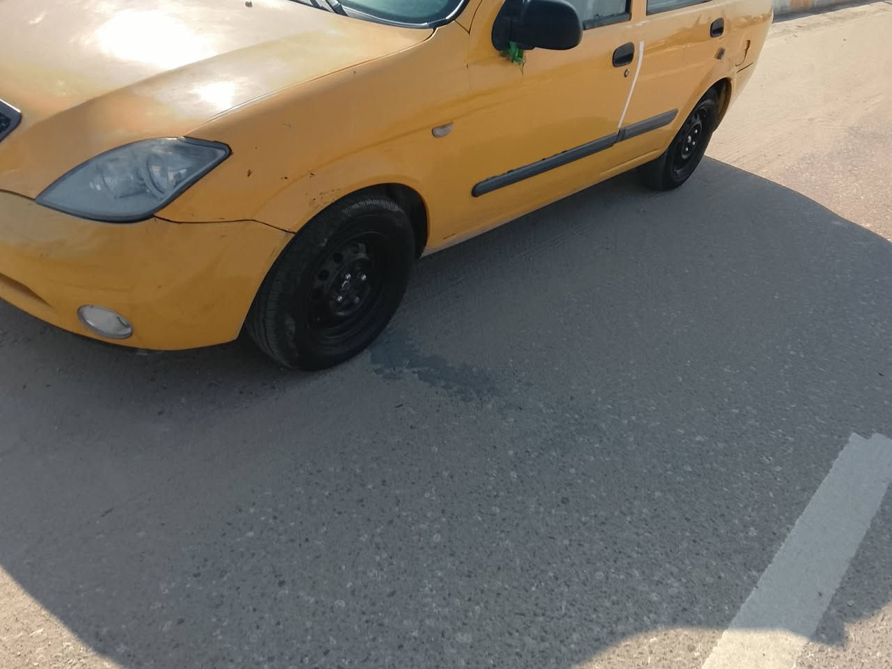 سلام عليكم طيبه للبيع موديل 15 مكفولة من الضربه وتبديل وصبغ محرك وكير وحداديه مصفره هيه وغرامات رقم نكليزي مكان كربلاء سعره 35.      ***********
