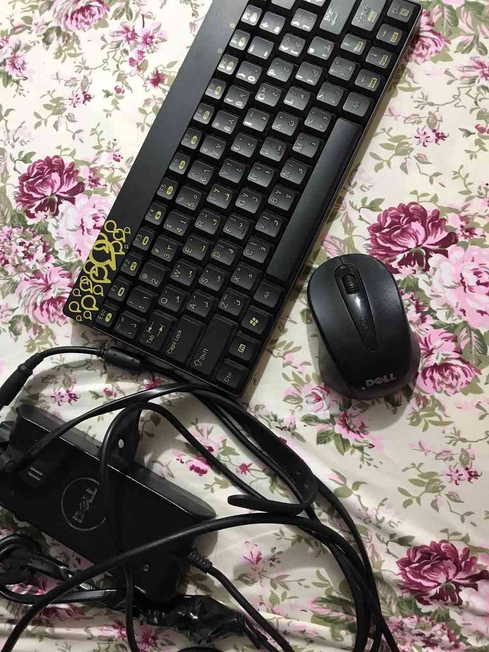 لابتوب dell للبيع مستخدم نضيف مع ملحقاته وكيبورد اضافي السعر ١٦٠ وبي مجال العنوان بغداد الشعب


**إذا كنت صاحب هذا الإعلان وتريد حذفه لأي سبب، رجاءا أرسل رسالة إلى الدعم الفني**