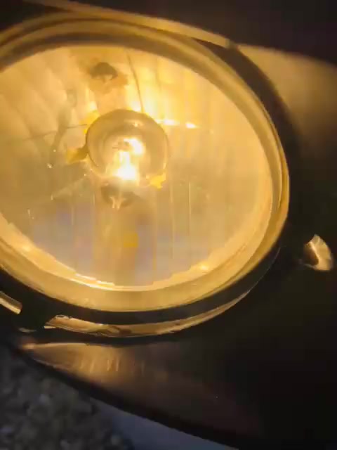 سلام شباب تكتك موديل 2021 شهر ال10
تكتك مصبوغه جماليه      مع تلگيط الخياس 
التكتك شوفت عينك     متعوب عليه 
أوراق أصولي  السعر المطلوب 6500 وبيه حك جيه بسيط
ما متواجد عل فيس 
فقط اتصال ***********    عنوان بابل المدحتية
